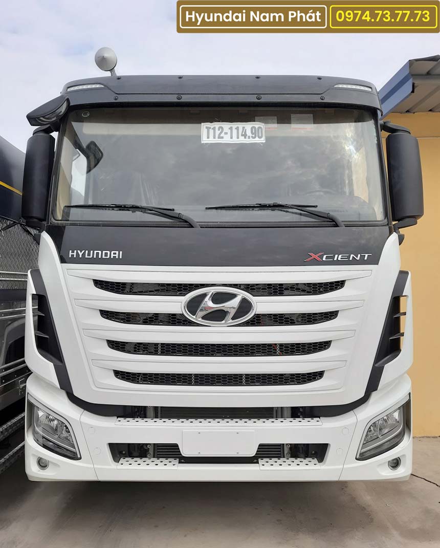 Xe Đầu Kéo Hyundai Xcient Nhập Khẩu Hàn Quốc